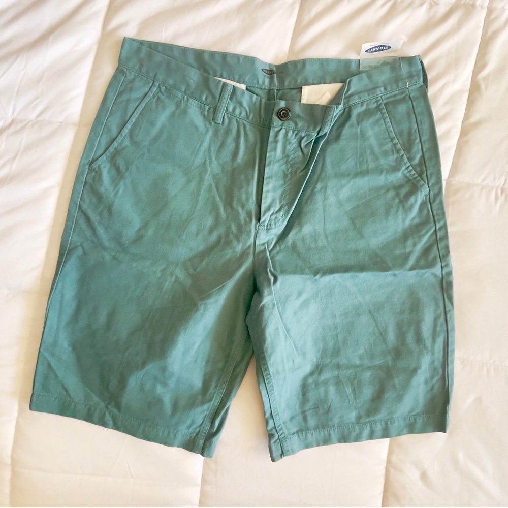 Mens Teal Khaki Chino Bermuda Preppy above the knee shorts NWT